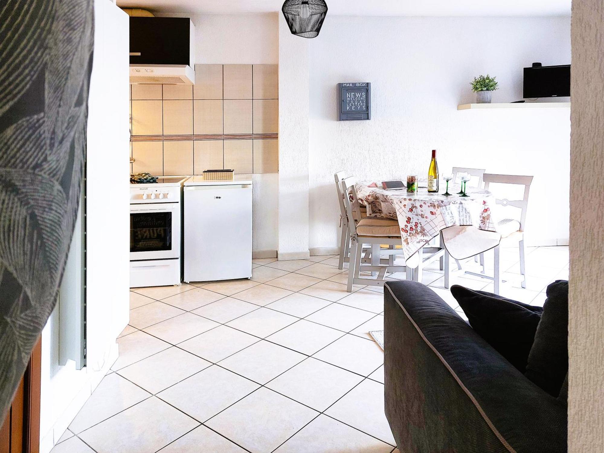 Le Cocon Appart Avec Parking Prive & Terrasse Sainte-Croix-en-Plaine Екстер'єр фото